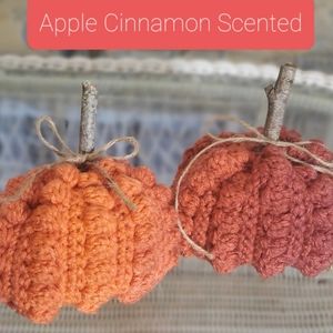 Crochet apple cinnamon scented pumpkins